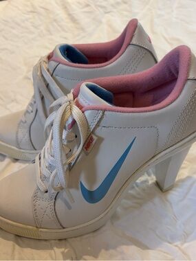 Nike White Heeled Sneakers with Blue Swoosh and Pink Lining